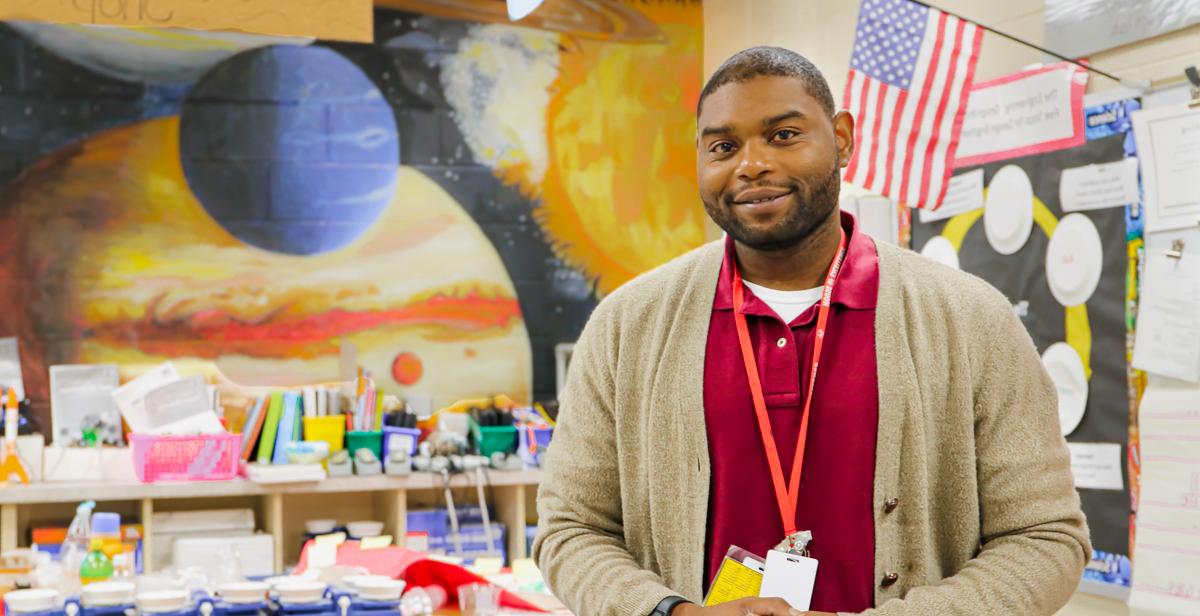 Timothy Johnson, a University of South Alabama graduate of the College of Education and Professional Studies, was recently honored as the 2019 Outstanding Alabama Elementary School Science Teacher. He is a STEM lab instructor at E.R. Dickson Elementary School in Mobile.