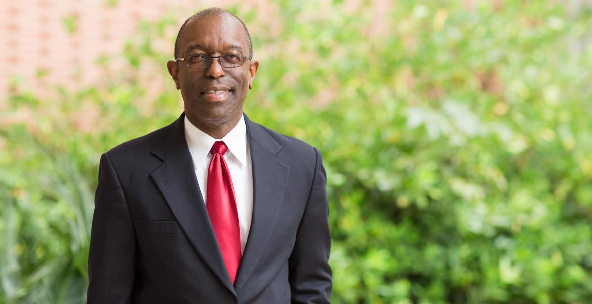 Dr. Alvin J. Williams, a nationally recognized chair of marketing and quantitative methods in the University of South Alabama’s Mitchell College of Business, will deliver the fall University Commencement Ceremony address.
